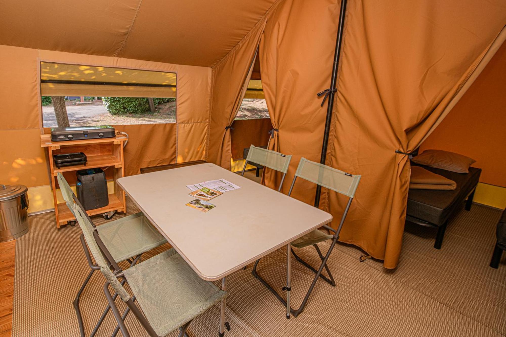 Onlycamp Camping Le Champ D'Ete Reyssouze Exterior photo